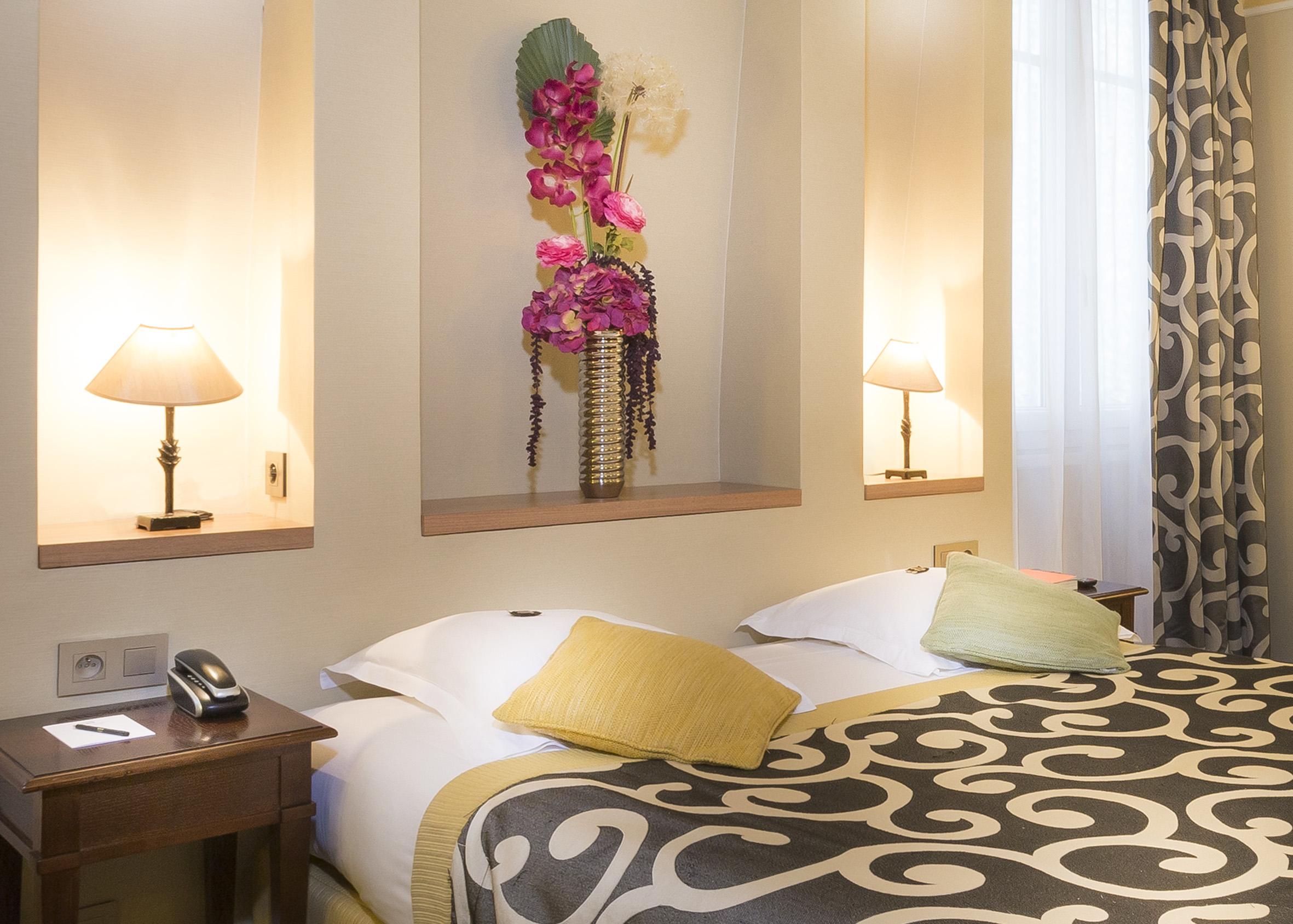 Hotel Du Bois Champs-Elysees Париж Екстериор снимка