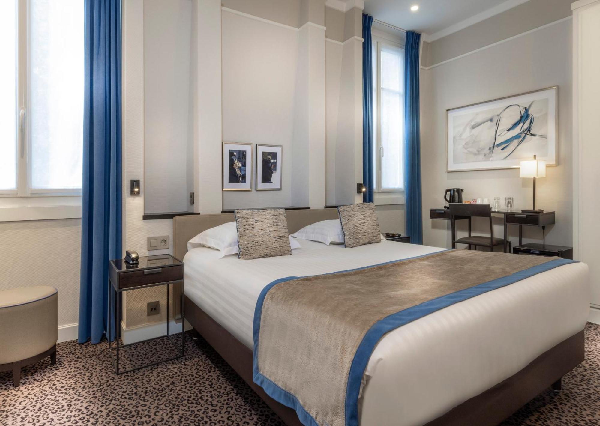 Hotel Du Bois Champs-Elysees Париж Екстериор снимка